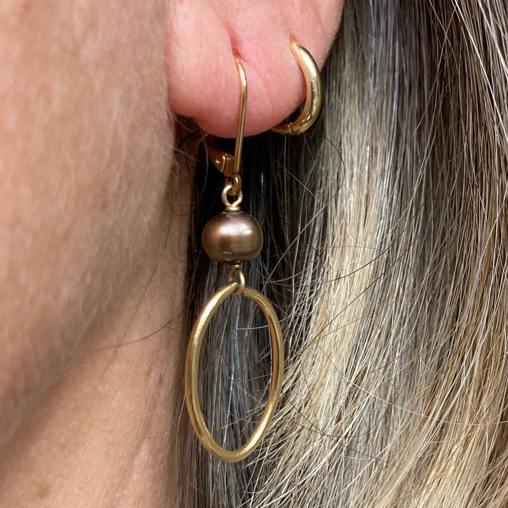 Gold filled dangling earrings with brown tone pearl